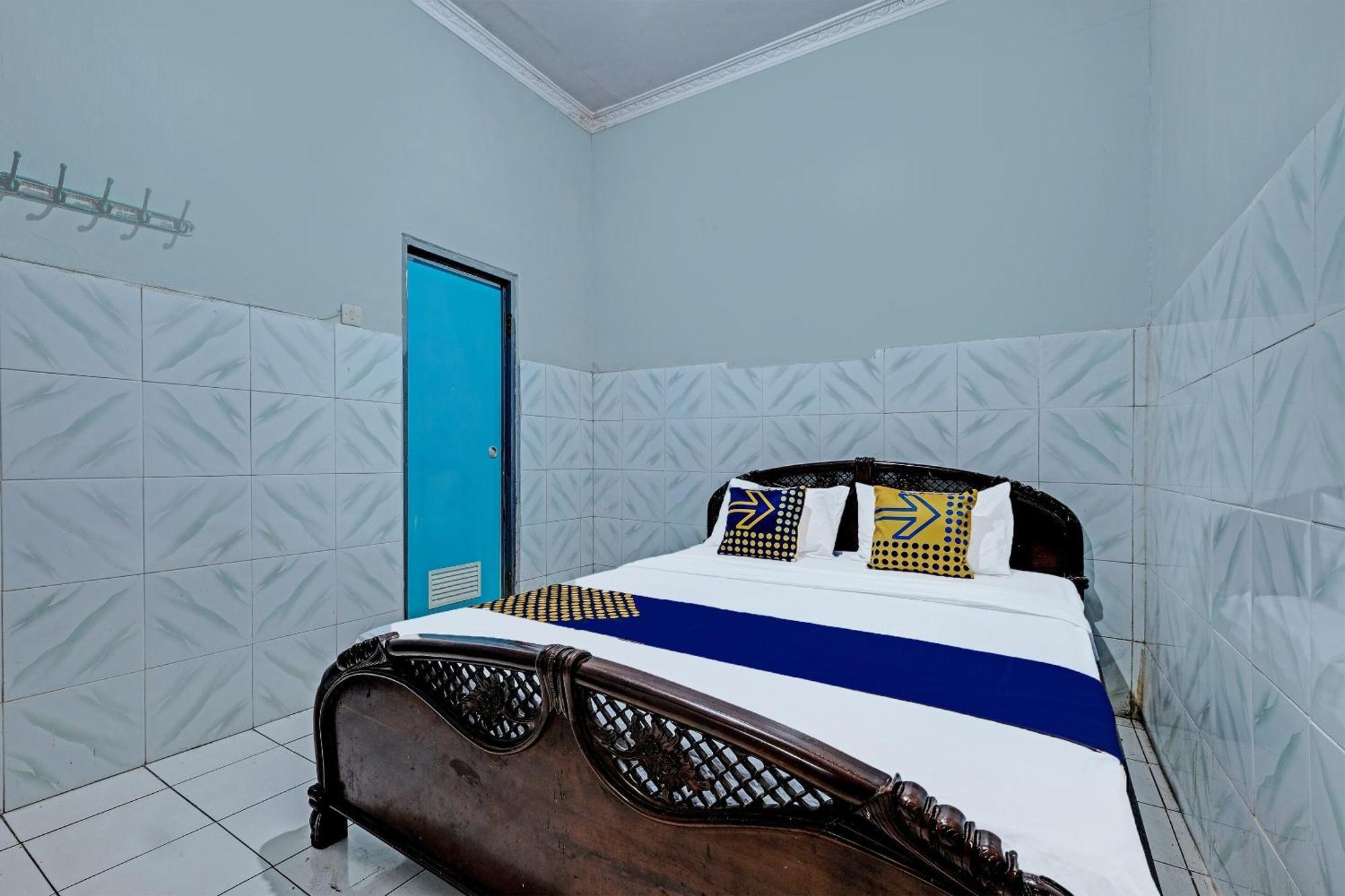 Spot On 91915 Homestay Superman Yogyakarta Ngoại thất bức ảnh