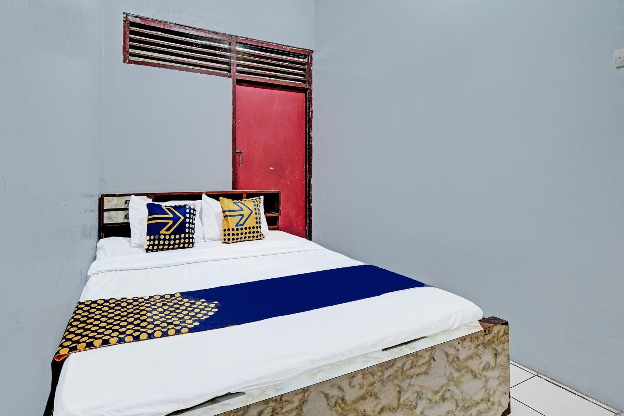 Spot On 91915 Homestay Superman Yogyakarta Ngoại thất bức ảnh