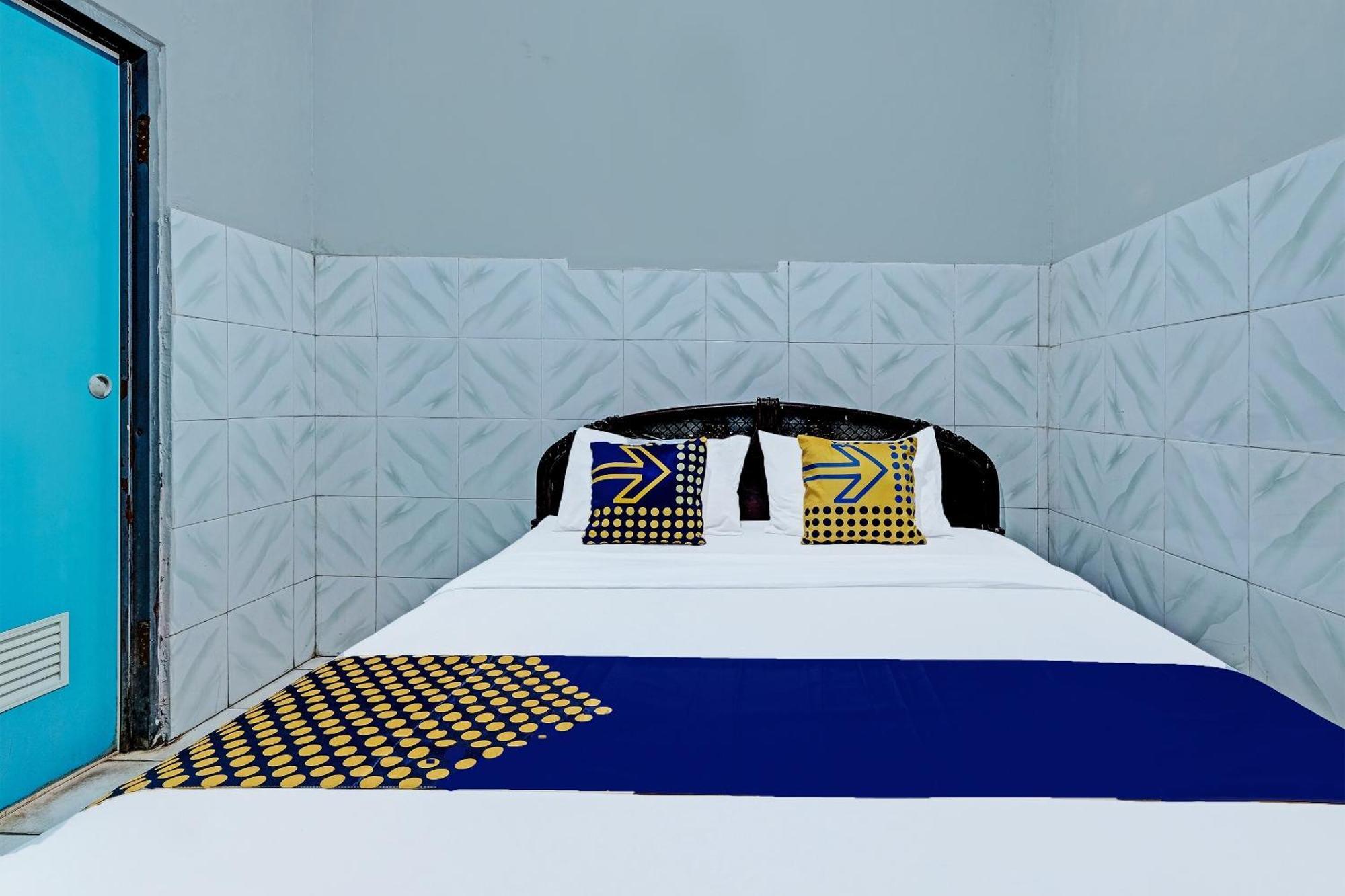 Spot On 91915 Homestay Superman Yogyakarta Ngoại thất bức ảnh
