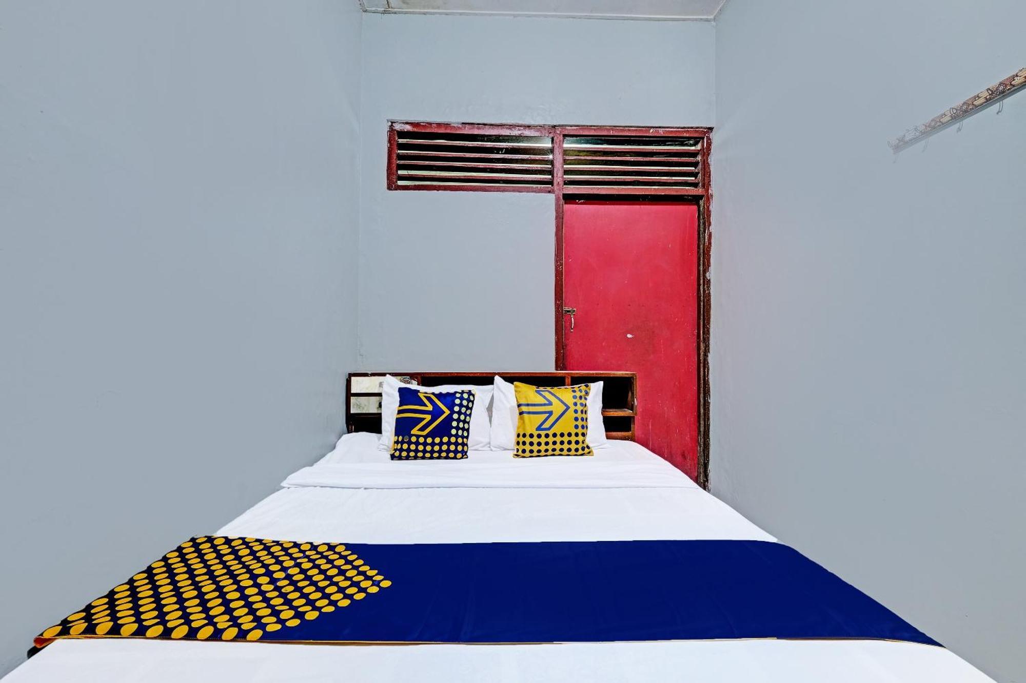 Spot On 91915 Homestay Superman Yogyakarta Ngoại thất bức ảnh