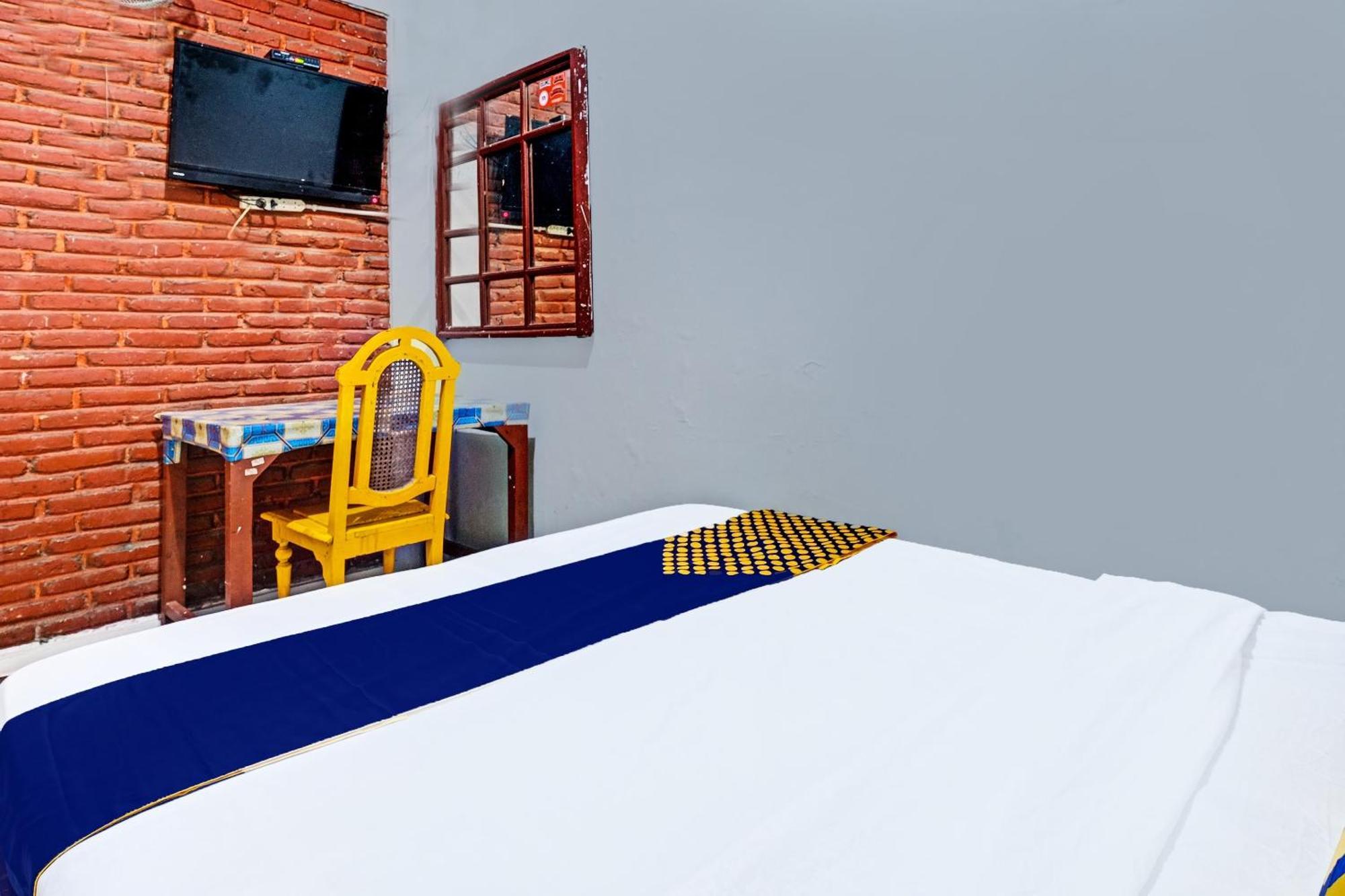 Spot On 91915 Homestay Superman Yogyakarta Ngoại thất bức ảnh